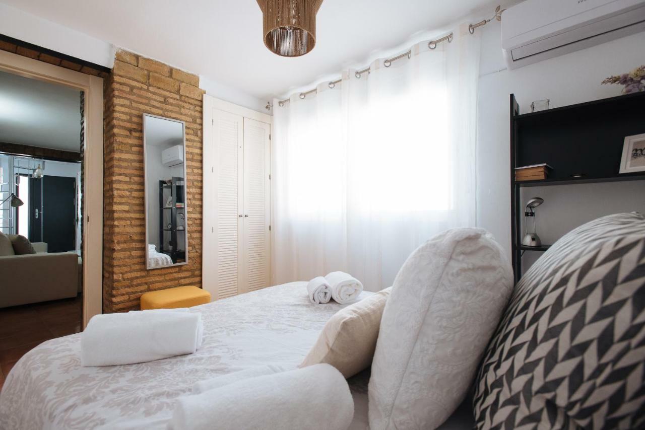 Cozy Attic With Terrace- 1Bd 1Bth- San Vicente Sevilha Exterior foto
