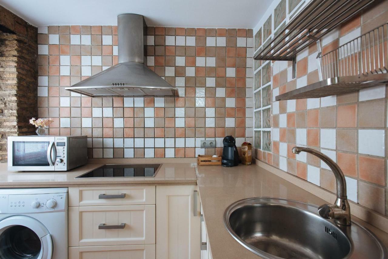 Cozy Attic With Terrace- 1Bd 1Bth- San Vicente Sevilha Exterior foto