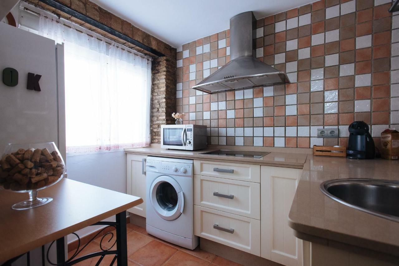Cozy Attic With Terrace- 1Bd 1Bth- San Vicente Sevilha Exterior foto