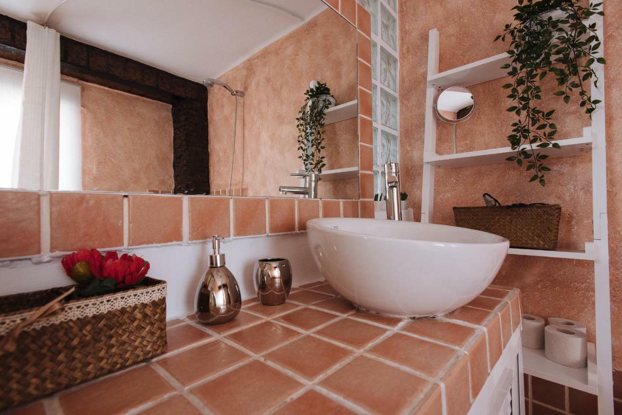 Cozy Attic With Terrace- 1Bd 1Bth- San Vicente Sevilha Exterior foto